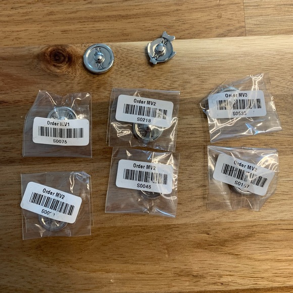 MAGNOLIA & VINE | 8 Large Snaps - Picture 2 of 2